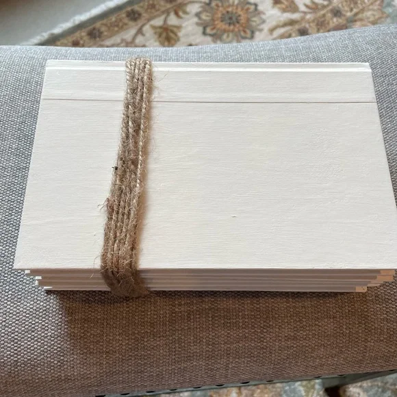 Painted book decor - Picture 6 of 8